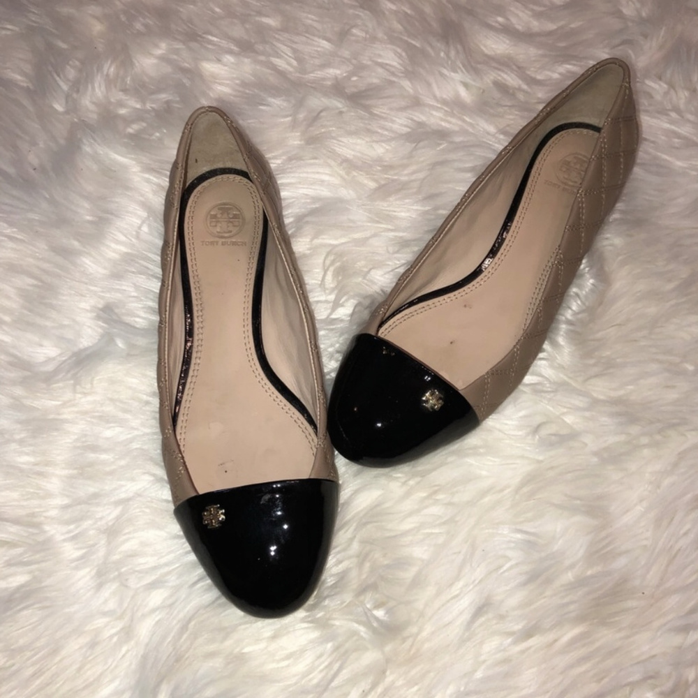 Tory Burch Nude Leather Quilted Flats Size 11